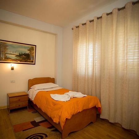 Kolping Hotel Shkodër Екстериор снимка