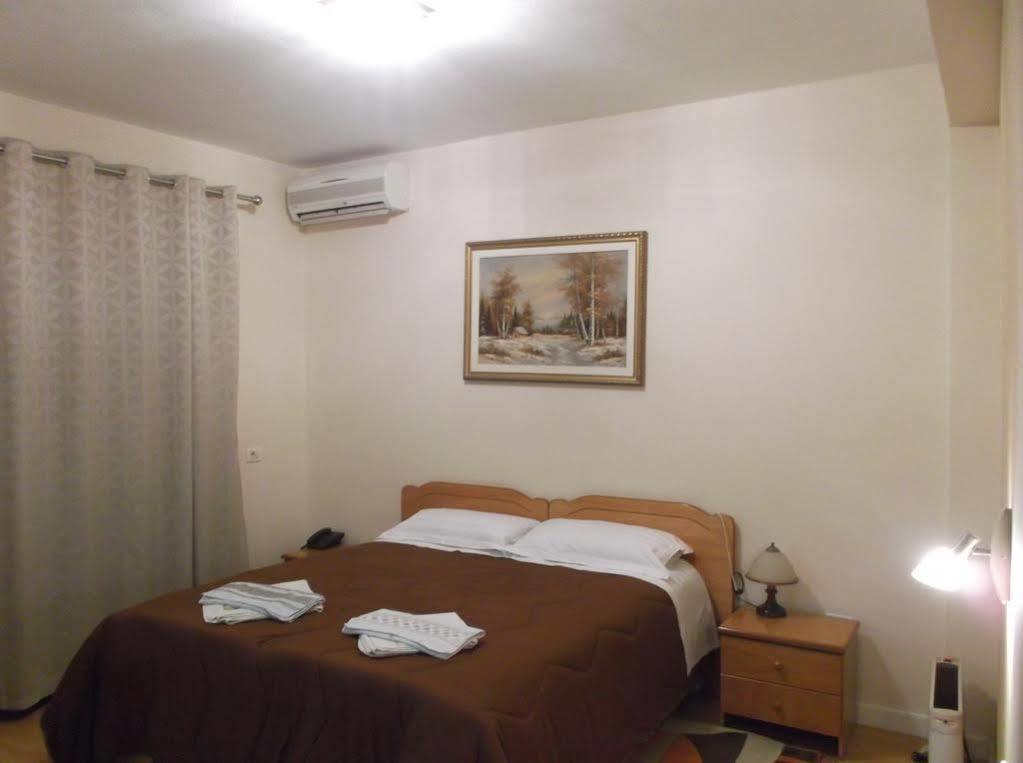 Kolping Hotel Shkodër Екстериор снимка