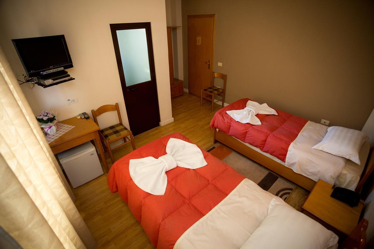 Kolping Hotel Shkodër Екстериор снимка