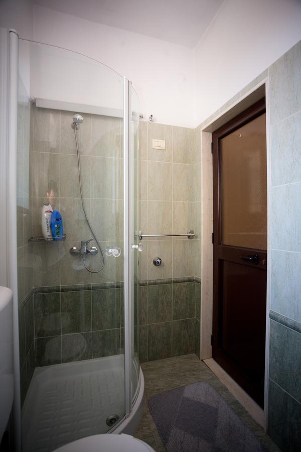 Kolping Hotel Shkodër Екстериор снимка