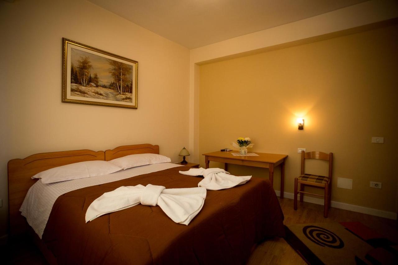 Kolping Hotel Shkodër Екстериор снимка