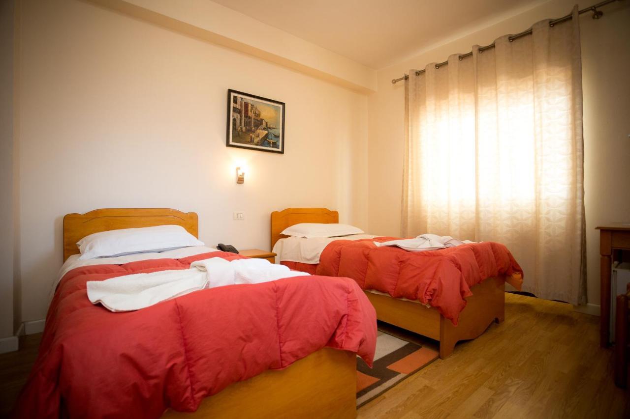 Kolping Hotel Shkodër Екстериор снимка